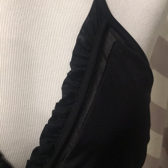 VS black bikini with mesh - Picture 3 of 7